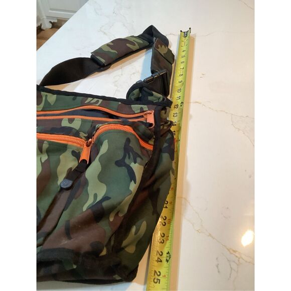 Diaper Dude Messenger Diaper Bag Camo - Picture 11 of 11